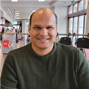 I am a Molecular Cell Biologist with over two decades of expertise in performing cell-based experiments and maintaining a Cell lab